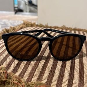 Beaumont sunglasses gently used